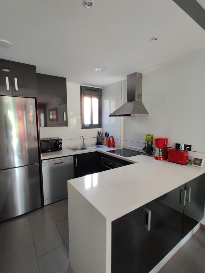 Oasis Beach Apartments Аликанте Экстерьер фото