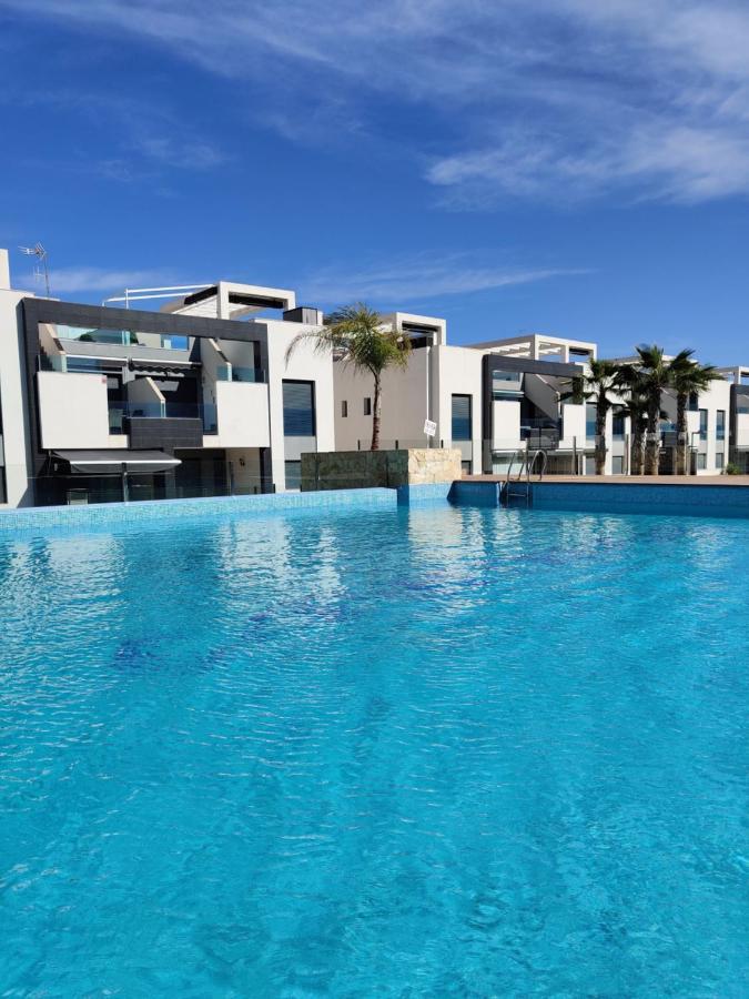 Oasis Beach Apartments Аликанте Экстерьер фото